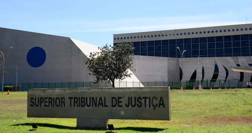 STJ nega exclusão de isenções de ICMS da base de tributos federais sob a Lei 14.789/2023